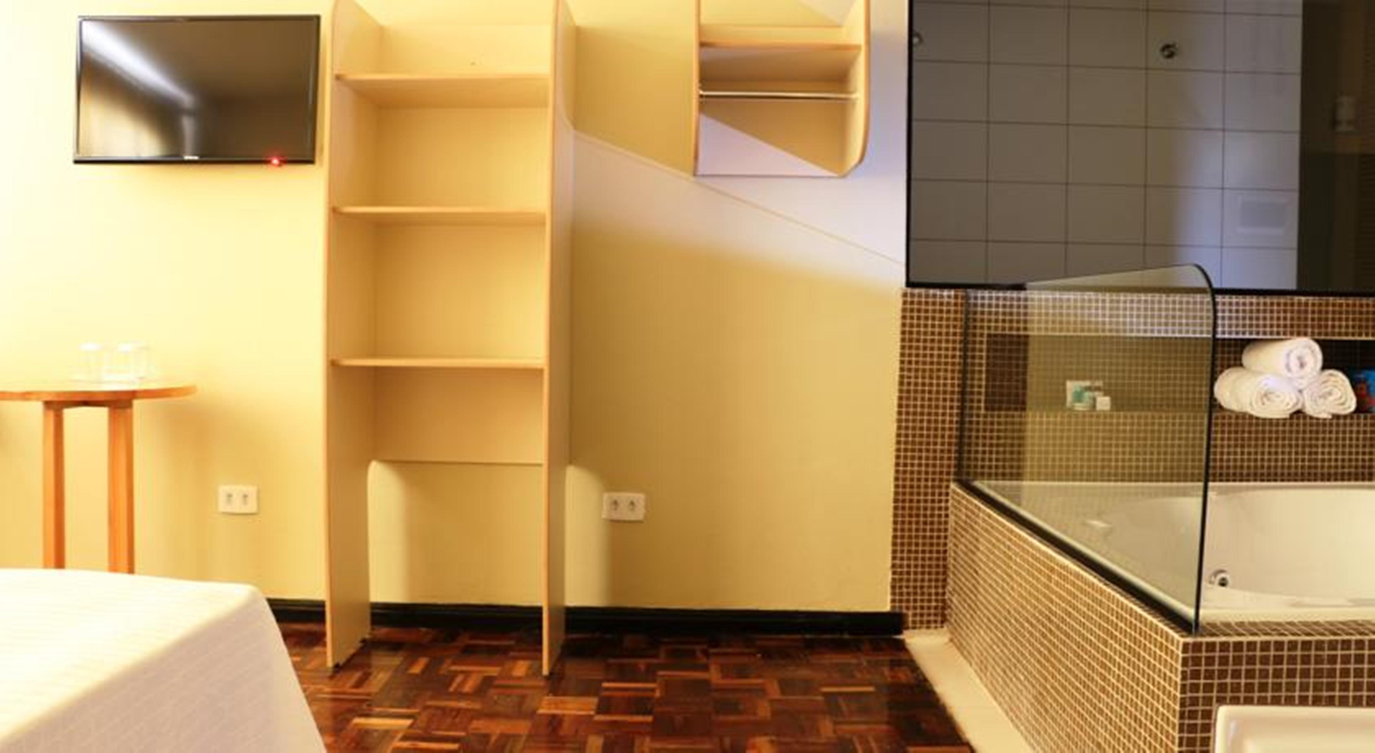 Vespasiano Hotel Telêmaco Borba Buitenkant foto