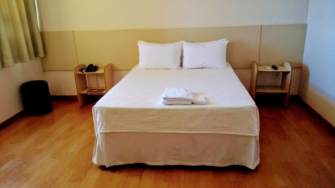 Vespasiano Hotel Telêmaco Borba Buitenkant foto