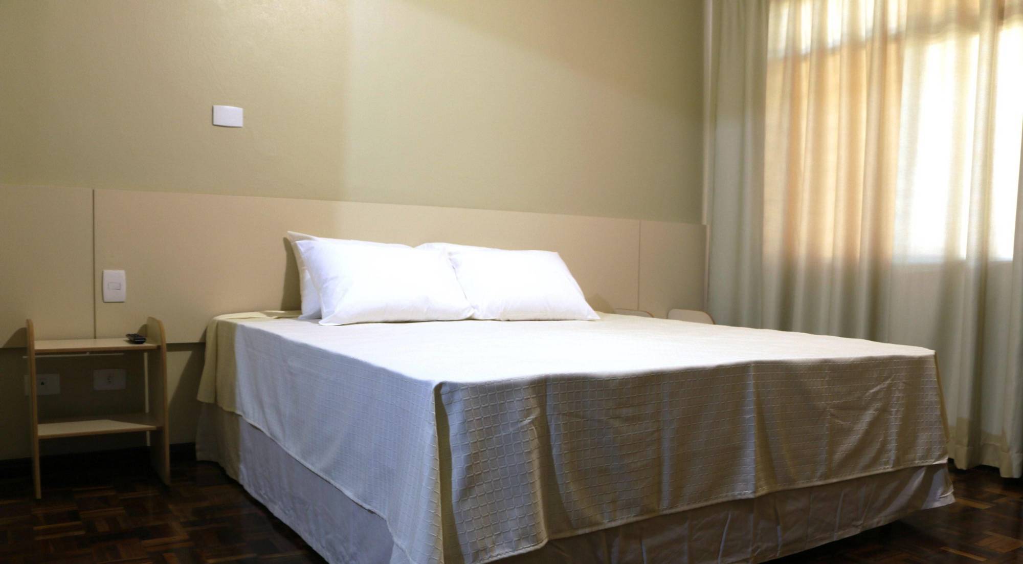 Vespasiano Hotel Telêmaco Borba Buitenkant foto